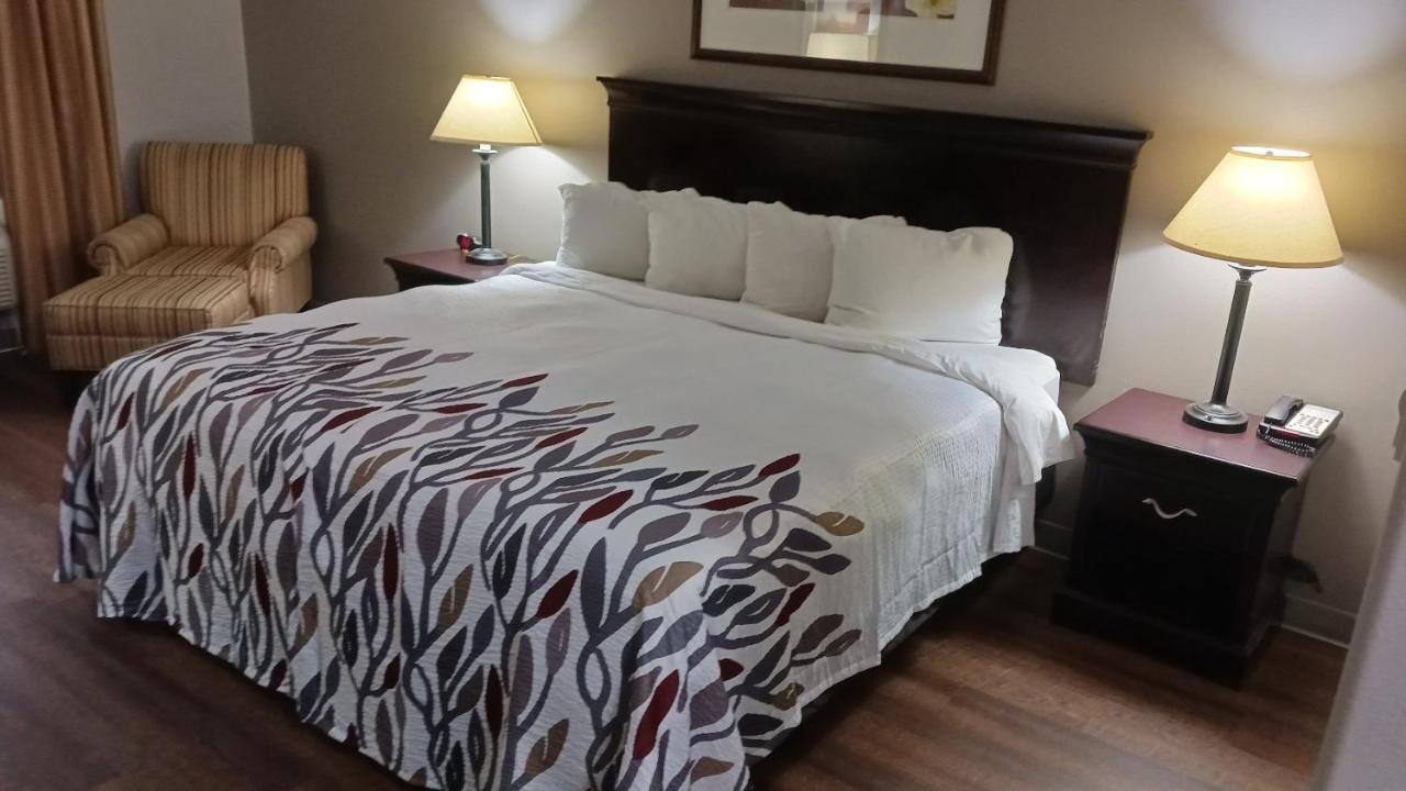 Red Roof Inn & Suites Midland Ngoại thất bức ảnh